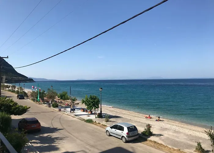 Natalia Bed & Breakfast 3*