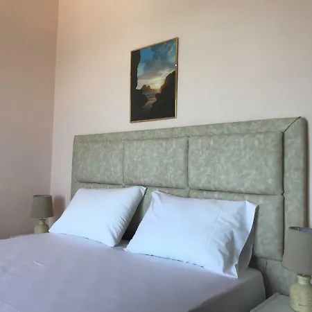 Natalia Bed & Breakfast 2*